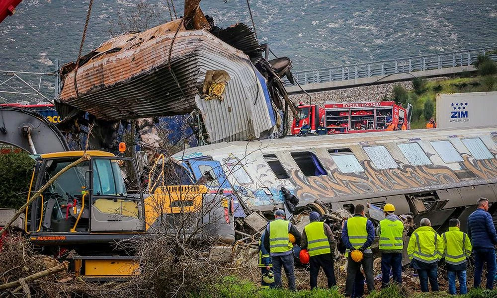 Θρήνος! Μεγαλώνει η μαύρη λίστα των θυμάτων- 47 οι νεκροί- «Περαστικά γείτονα» γράφουν τα τουρκικά ΜΜΕ